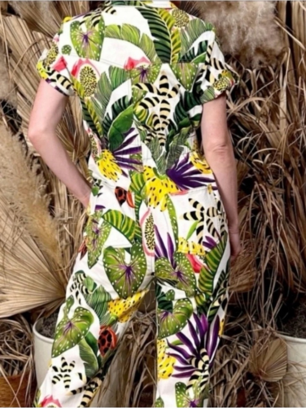 FarmRio Tropical Print Short-Sleeve Jumpsuit in White - Picture 6 of 12